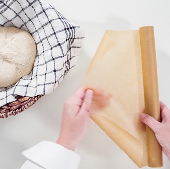 Hasznos kiegészítők a konyhában: sütőpapír, folpack és alufólia